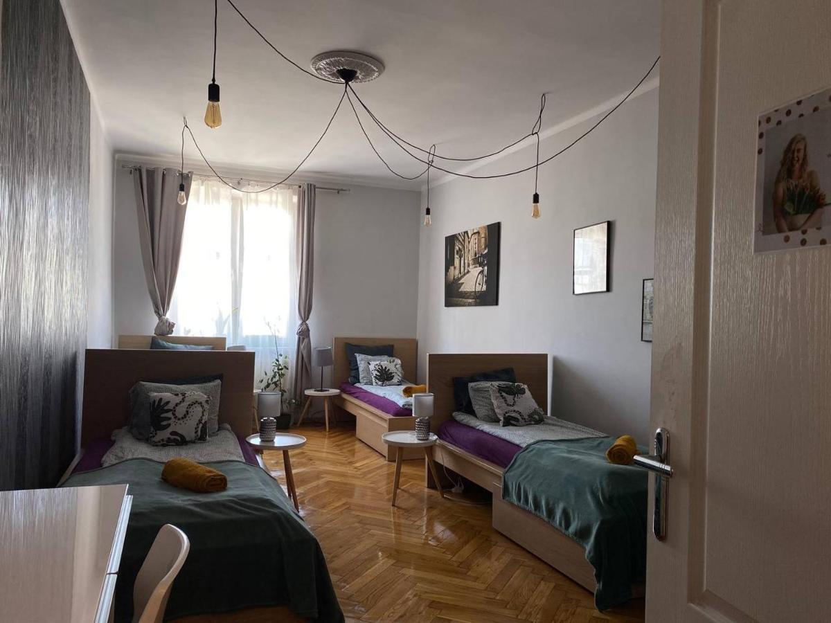 Real Vip Hostel Krakow Exterior photo