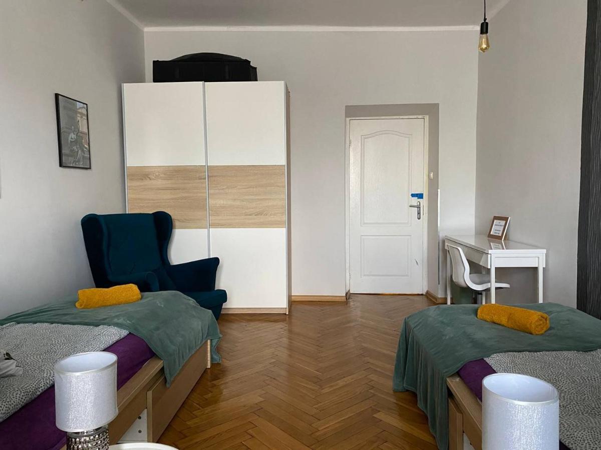 Real Vip Hostel Krakow Exterior photo